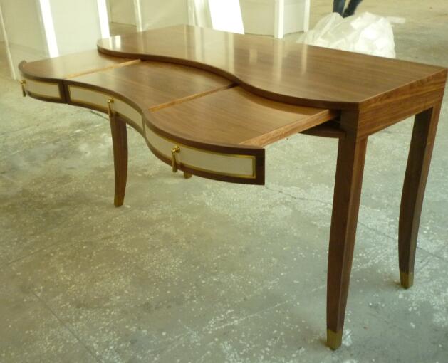 Wooden Contemporary Writing Desk Bedroom Furniture With Solid Wood Legs 1