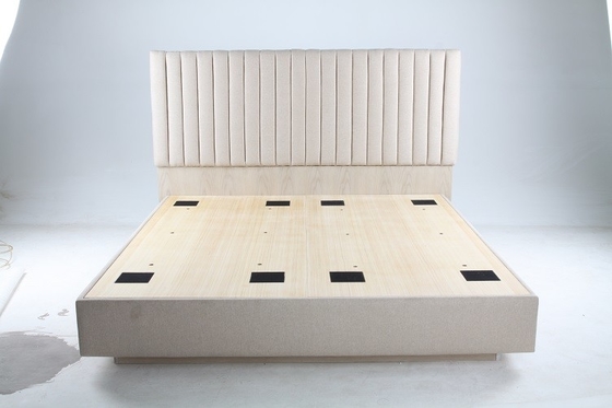 अच्छी कीमत Hotel Bedroom Furniture Sets Include Fixed Furniture White Color And King Bed ऑनलाइन